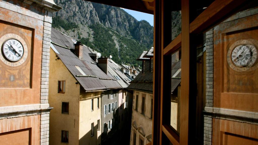 Residence Du Temple Briançon Buitenkant foto