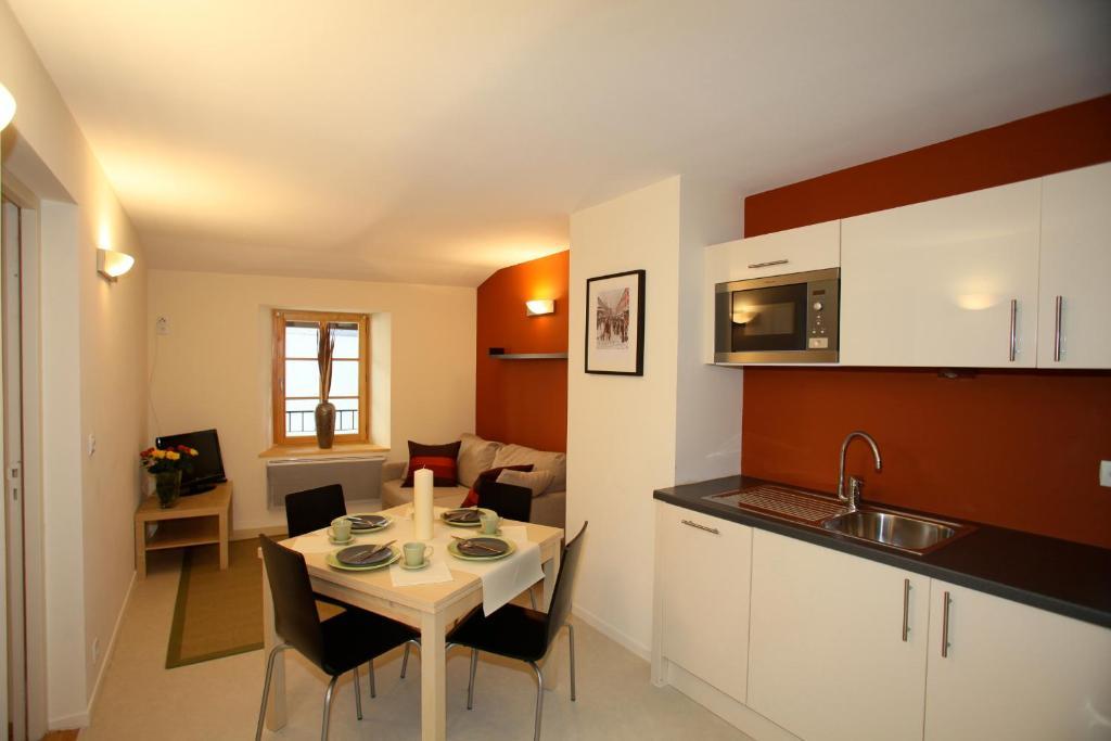 Residence Du Temple Briançon Kamer foto